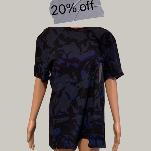 Kenneth Cole T-shirt - Picture 1 of 6